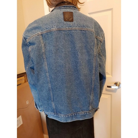 Vintage Leather Collar Denim Jacket - Picture 2 of 6